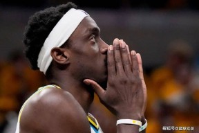 西亚卡姆迎来三赛季出色发挥，西班牙队观众热烈欢呼！